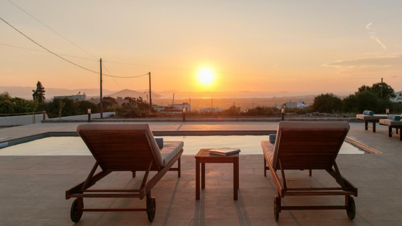 Naxos Infinity Villa And Suites Galanado Exteriér fotografie